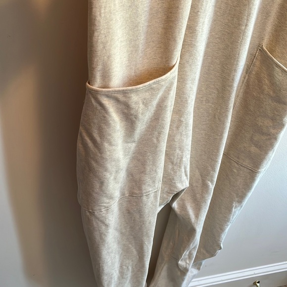 Free People Hot Shot Onesie Size Large NWT - Picture 10 of 14